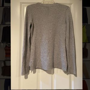 100% cashmere gray sweater size small- AQUA cashmere
